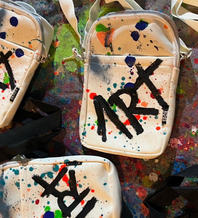 CREAM ART CROSSBODY